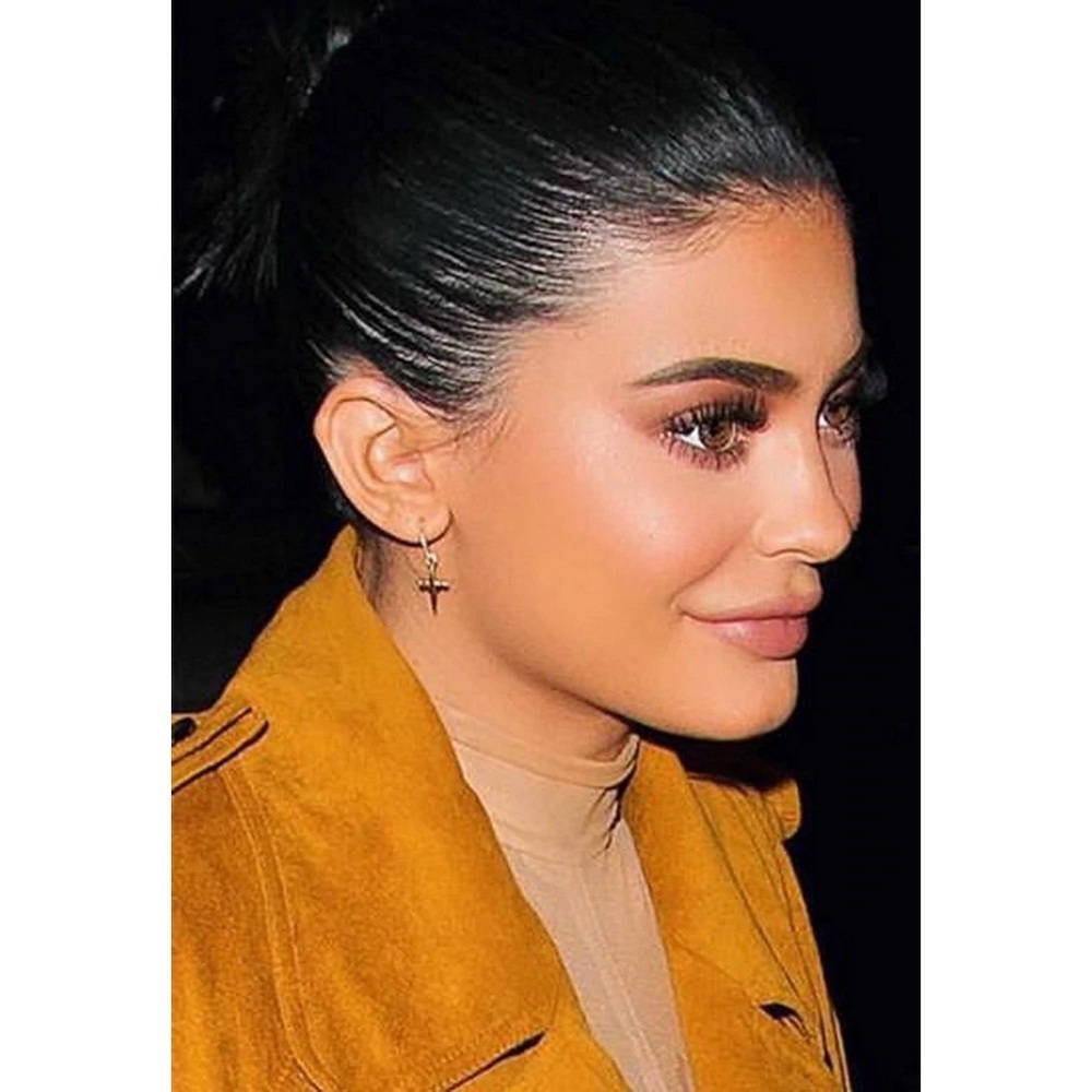 LUV AJ GOLD MINI CROSS EARRINGS DAINTY MEJURI BAUBLEBAR VANESSA MOONEY REVOLVE - Picture 16 of 16